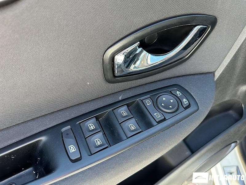 Renault Scenic 2015 — Миниатюра 7