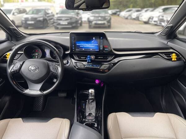2018 Toyota C-HR — Miniatură 9