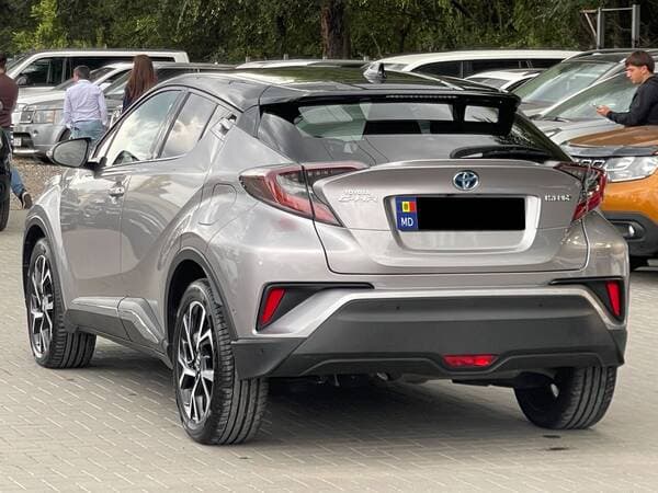 2018 Toyota C-HR — Miniatură 4