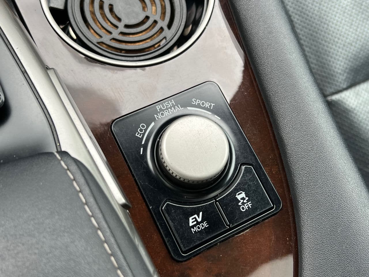 Lexus RX 450h 2016 — Миниатюра 17