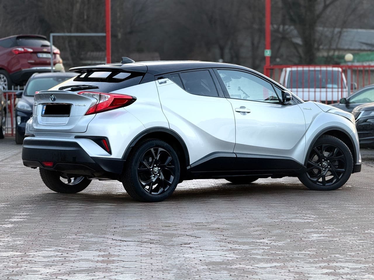 Toyota C-HR 2018 — Миниатюра 3