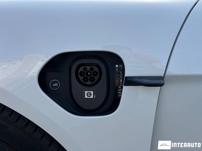 Porsche Taycan 4S 2021 — Миниатюра 5
