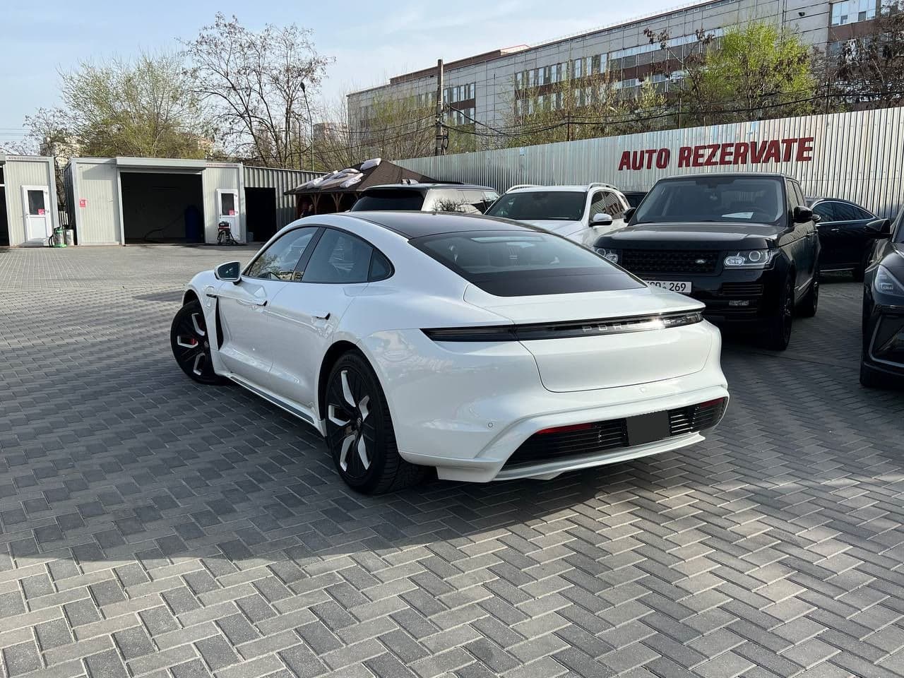 Porsche Taycan 4S 2021 — Миниатюра 2