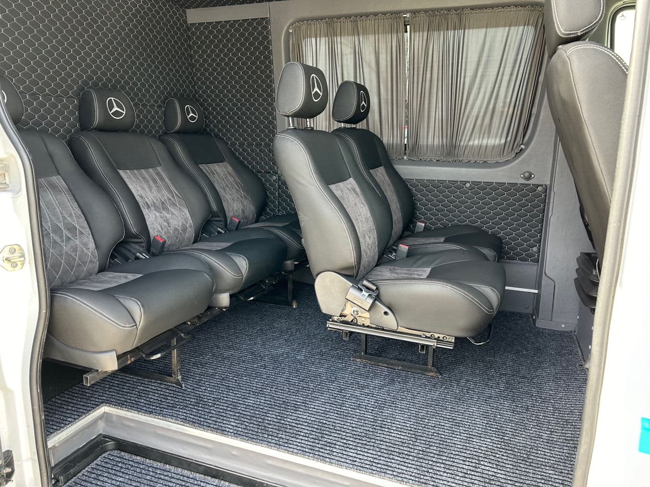 Mercedes Sprinter 2018 — Миниатюра 15