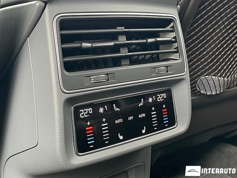 Audi Q8 2018 — Миниатюра 19