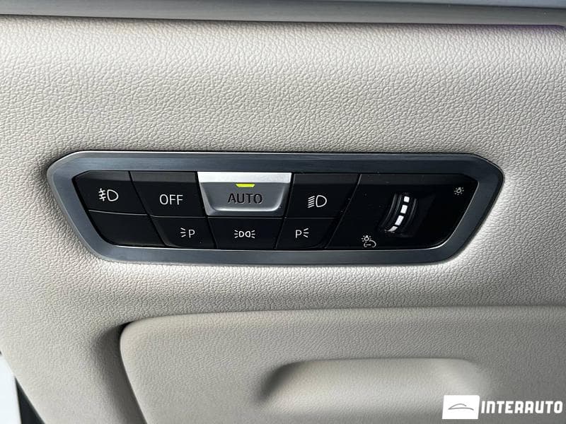 2020 BMW X7 4.0i — Miniatură 20