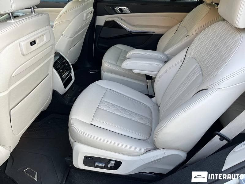 2020 BMW X7 4.0i — Miniatură 25