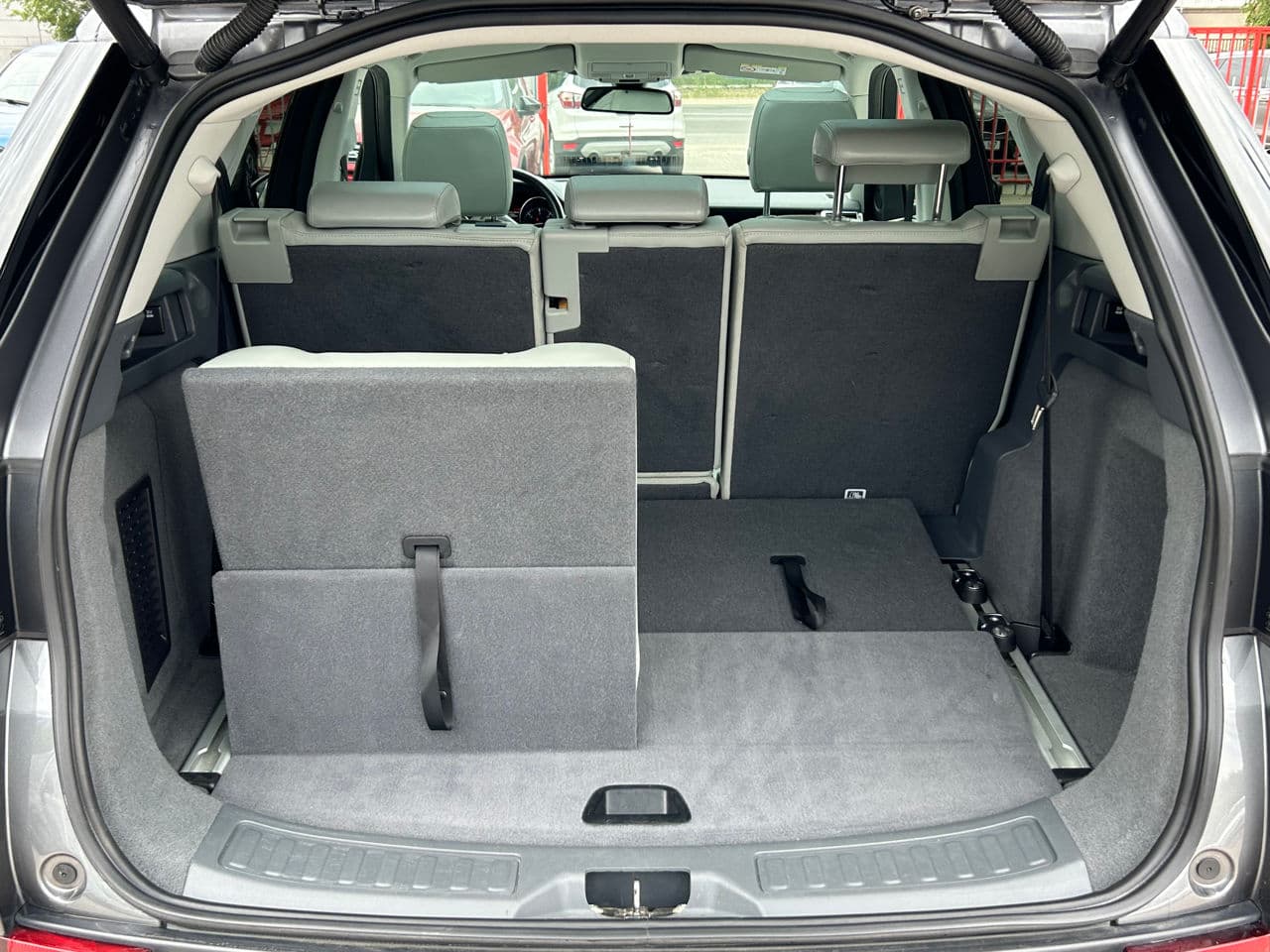 Land Rover Discovery Sport 2015 — Миниатюра 19