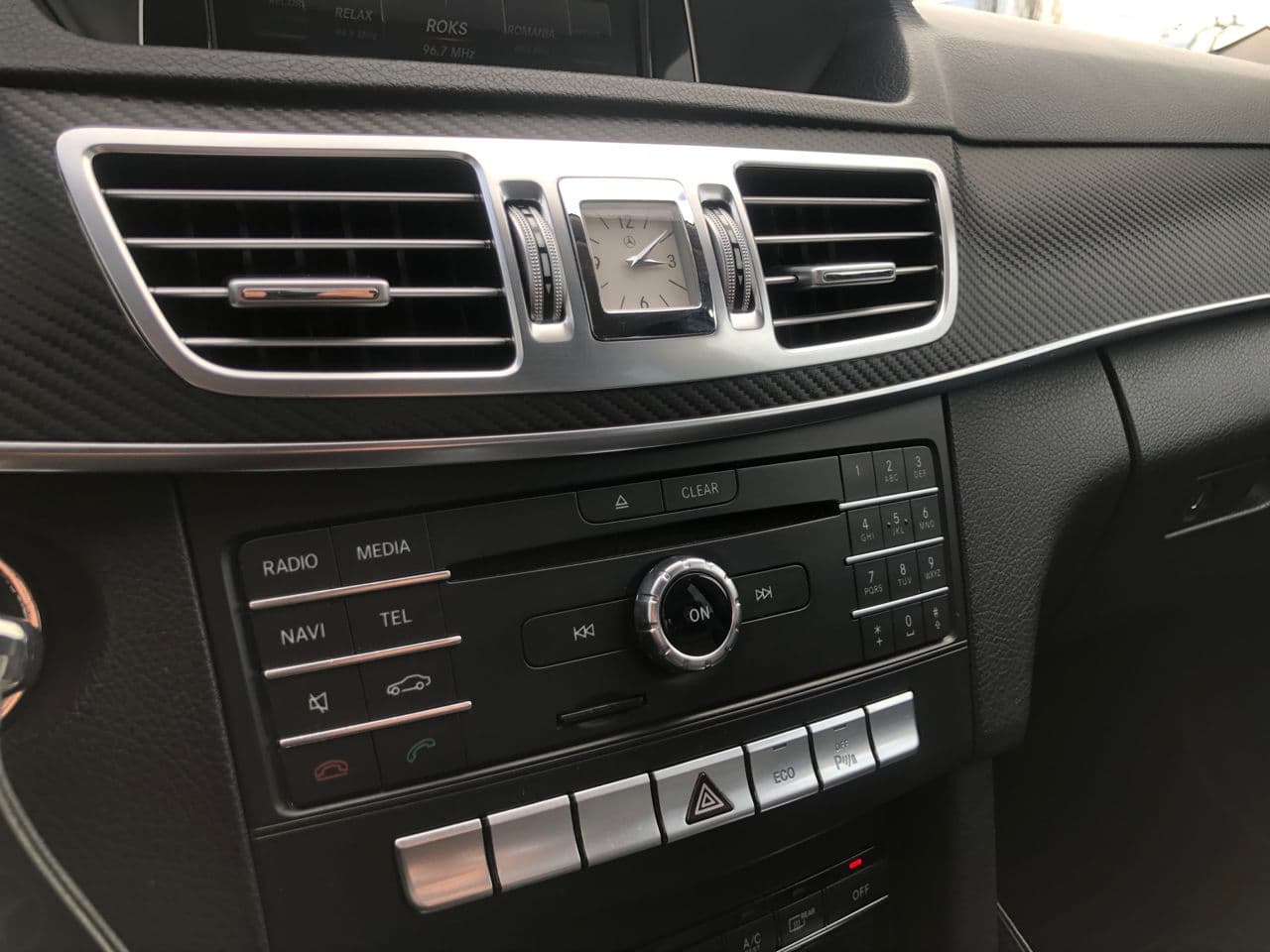 Mercedes E 200 2015 — Миниатюра 9