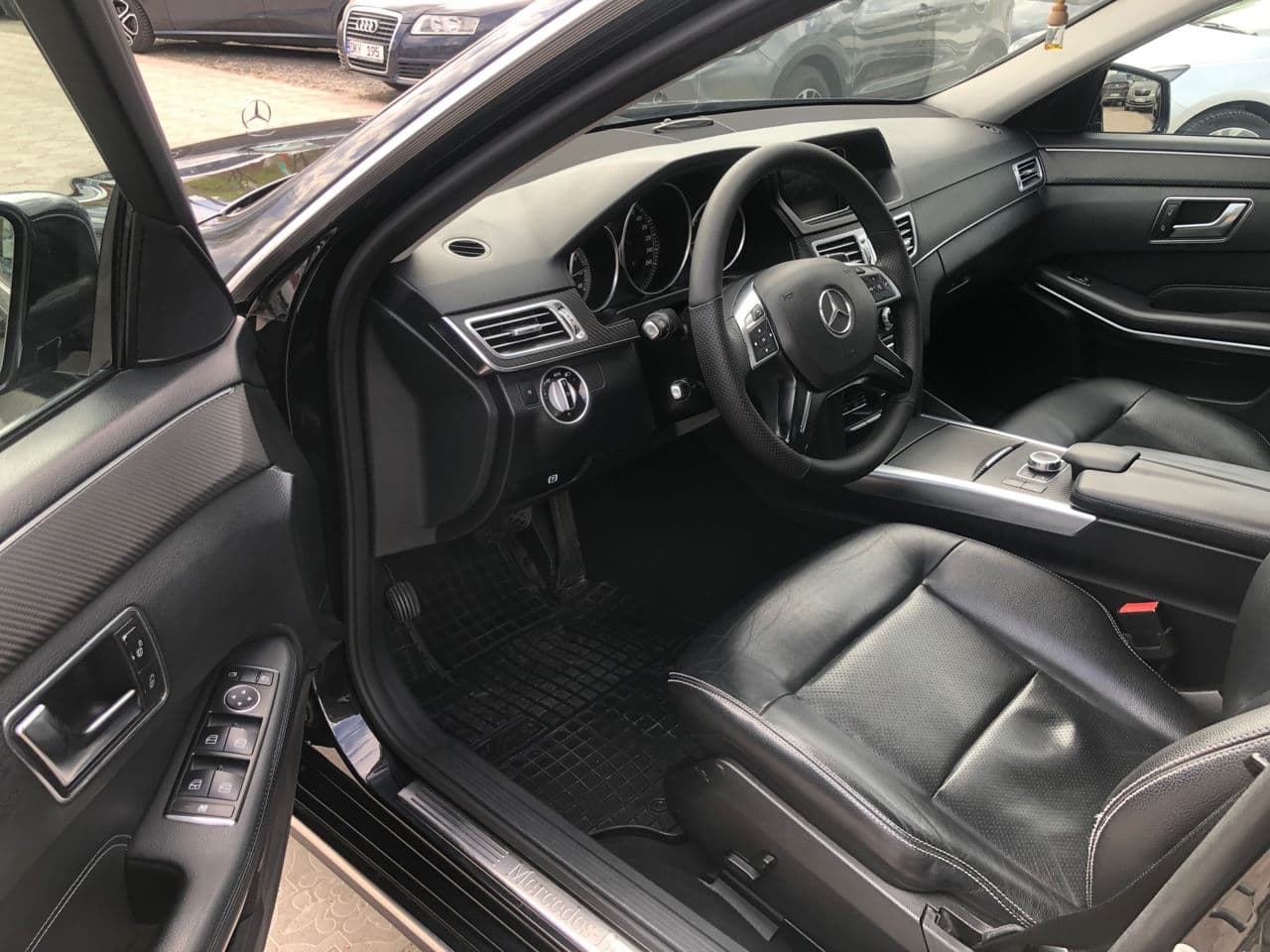 Mercedes E 200 2015 — Миниатюра 5