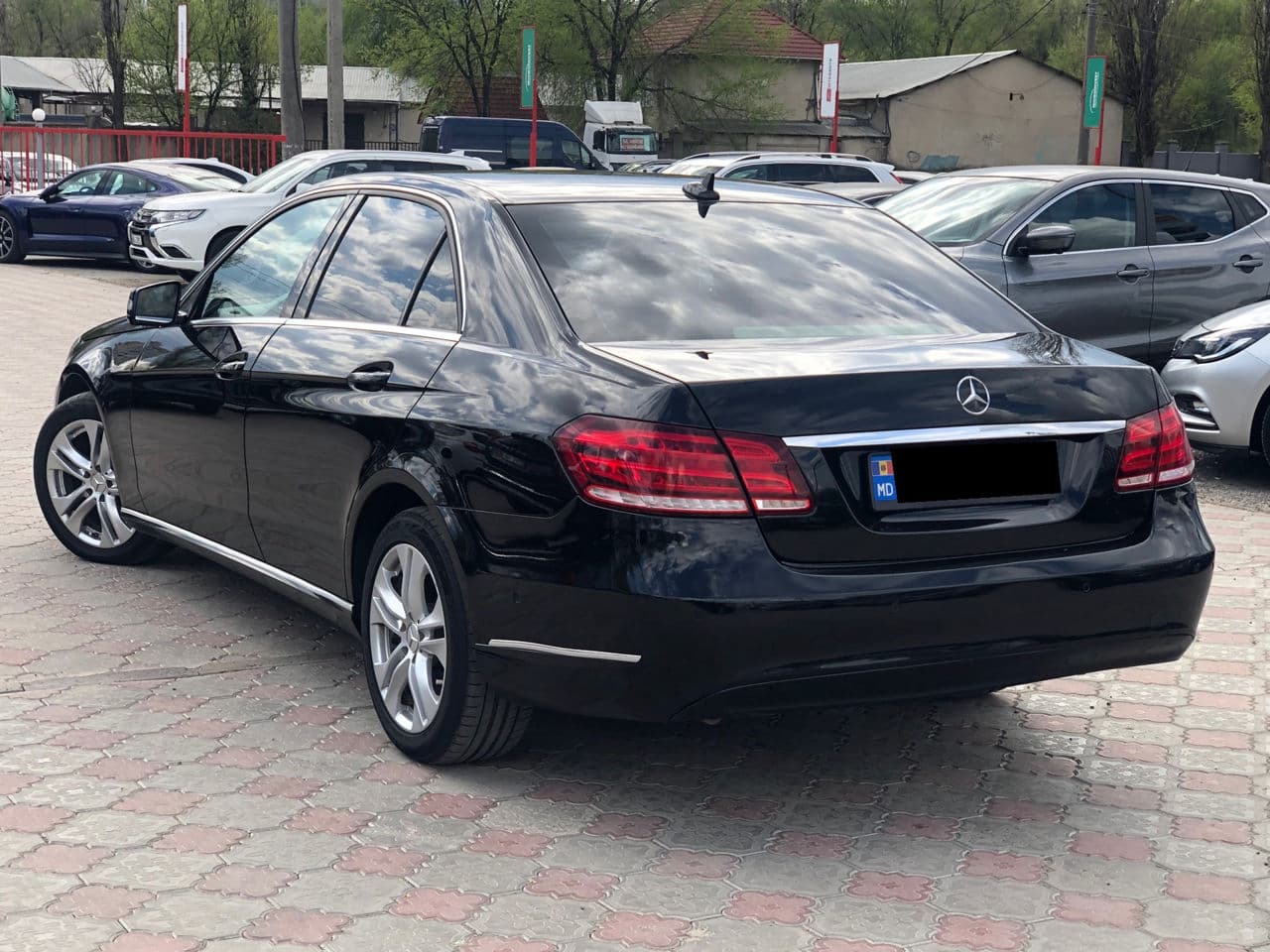Mercedes E 200 2015 — Миниатюра 2