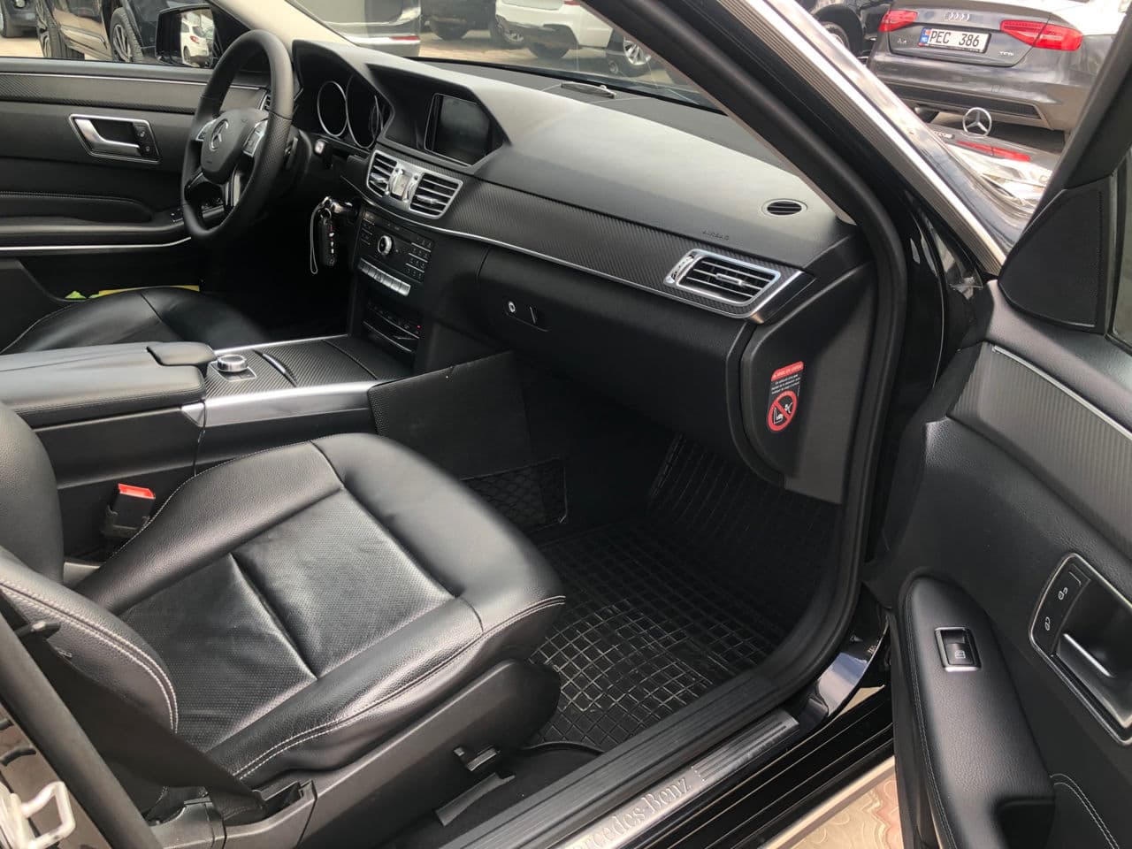 Mercedes E 200 2015 — Миниатюра 13