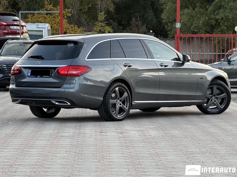Mercedes C 300de 2019 — Миниатюра 3