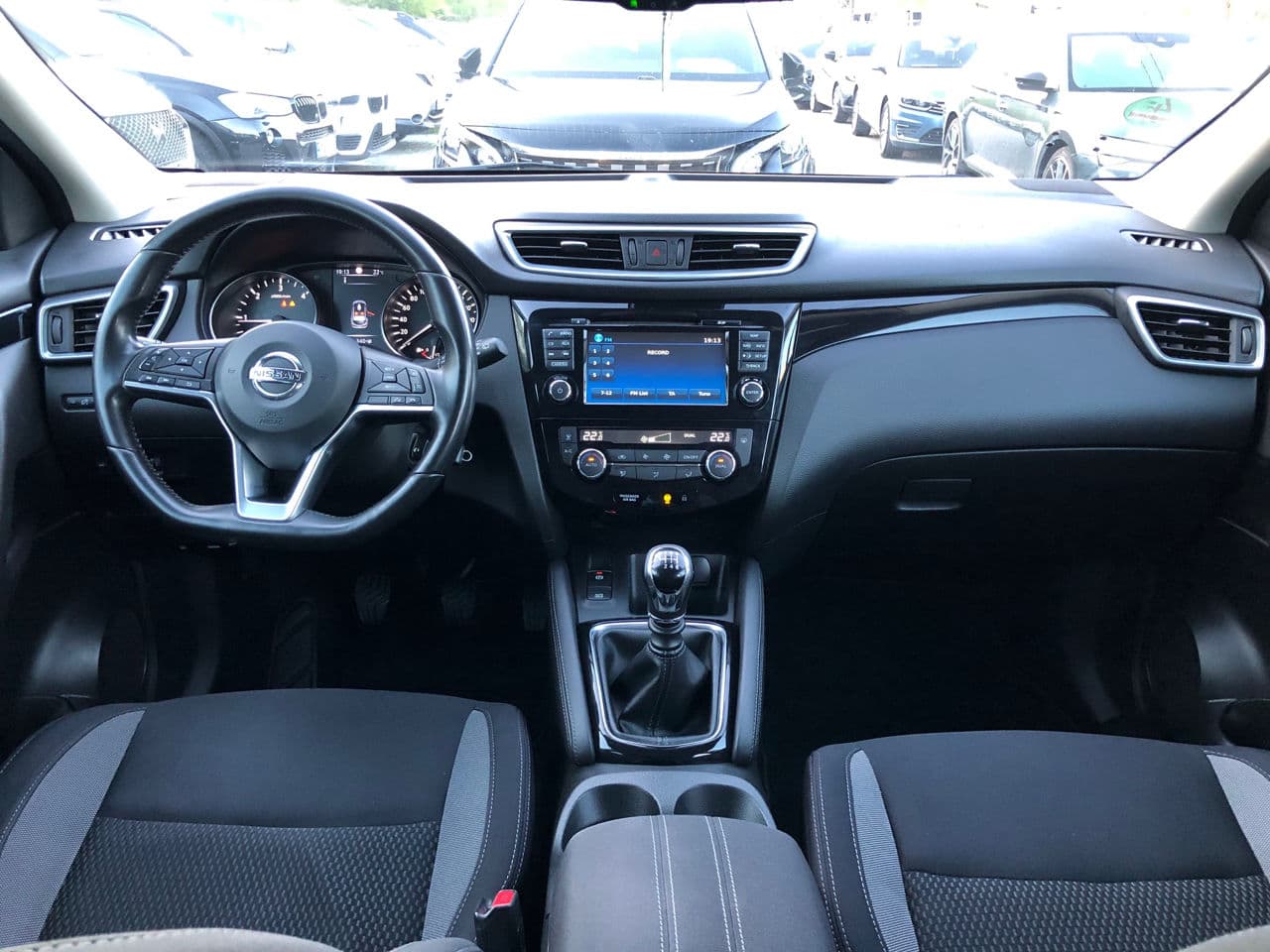 Nissan Qashqai 2017 — Миниатюра 6