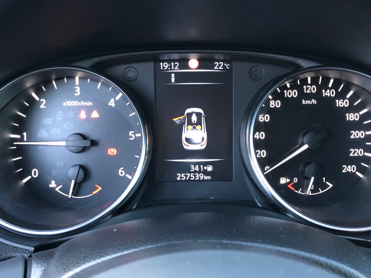 Nissan Qashqai 2017 — Миниатюра 11