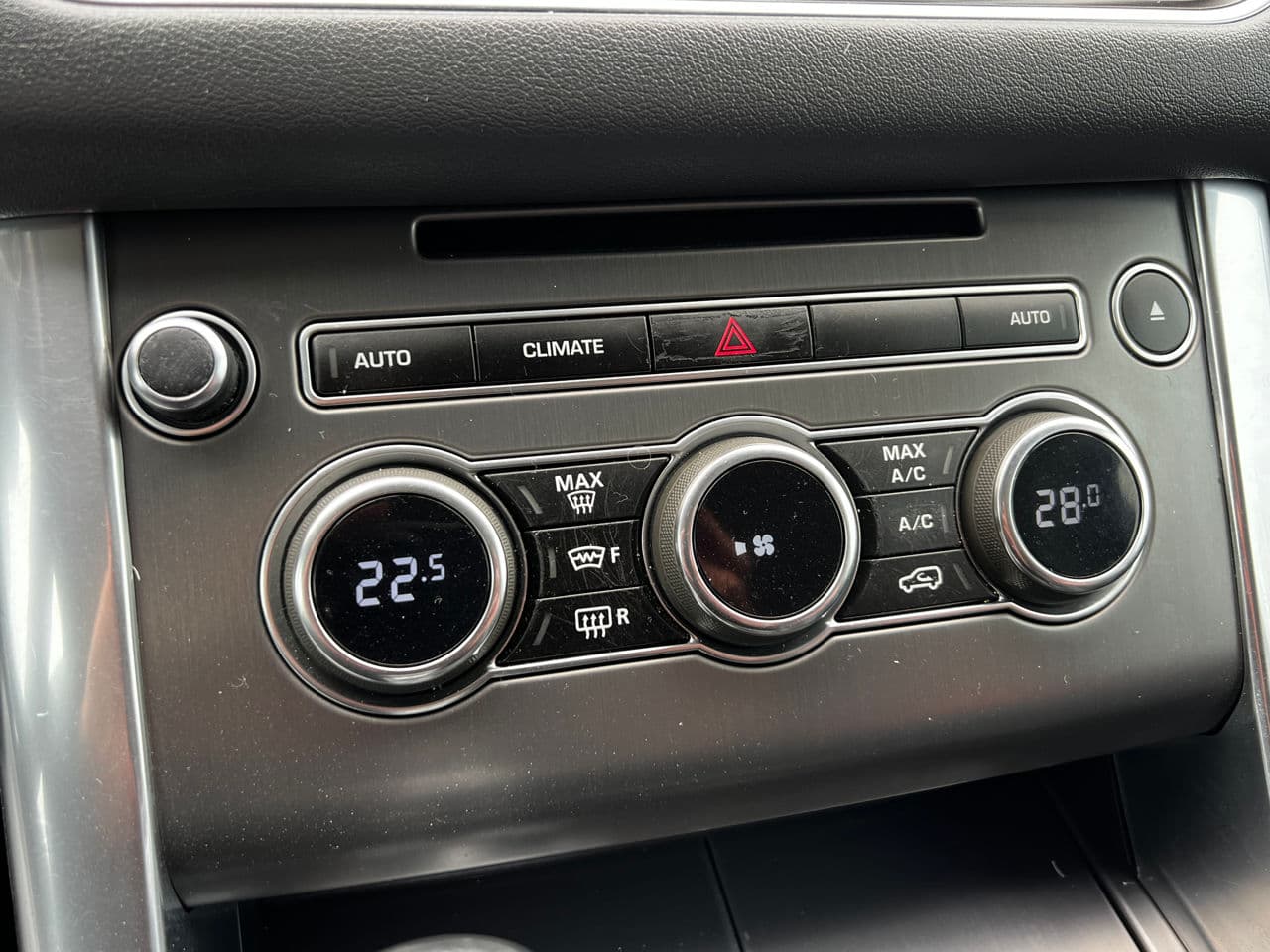 Land Rover Range Rover Sport 2014 — Миниатюра 11