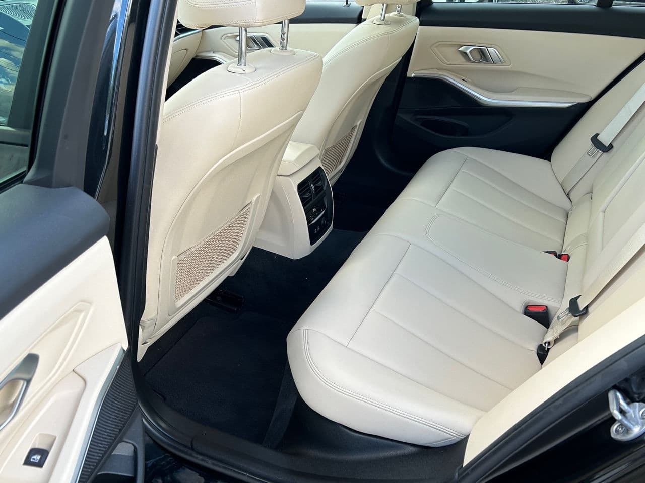 BMW 318 2019 — Миниатюра 18