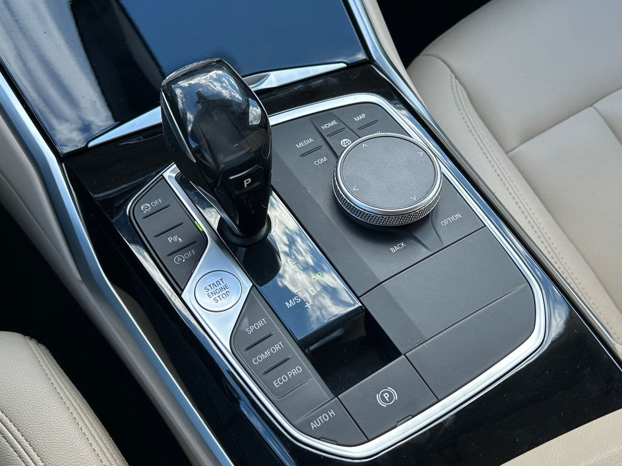 BMW 318 2019 — Миниатюра 14