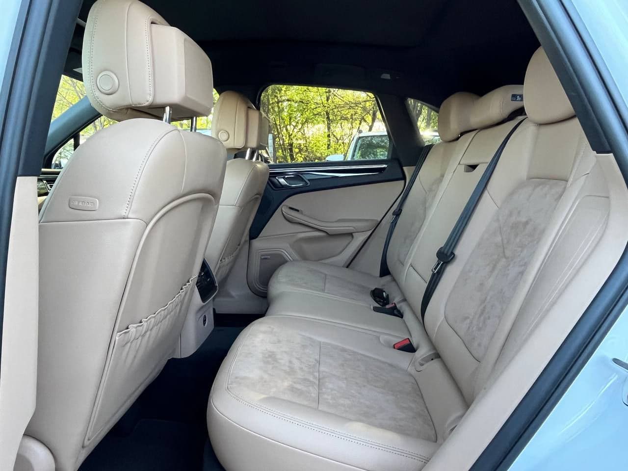 Porsche Macan 2021 — Миниатюра 8