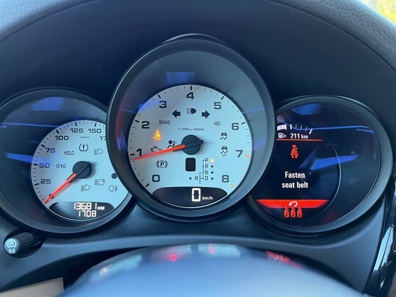Porsche Macan 2021 — Миниатюра 11
