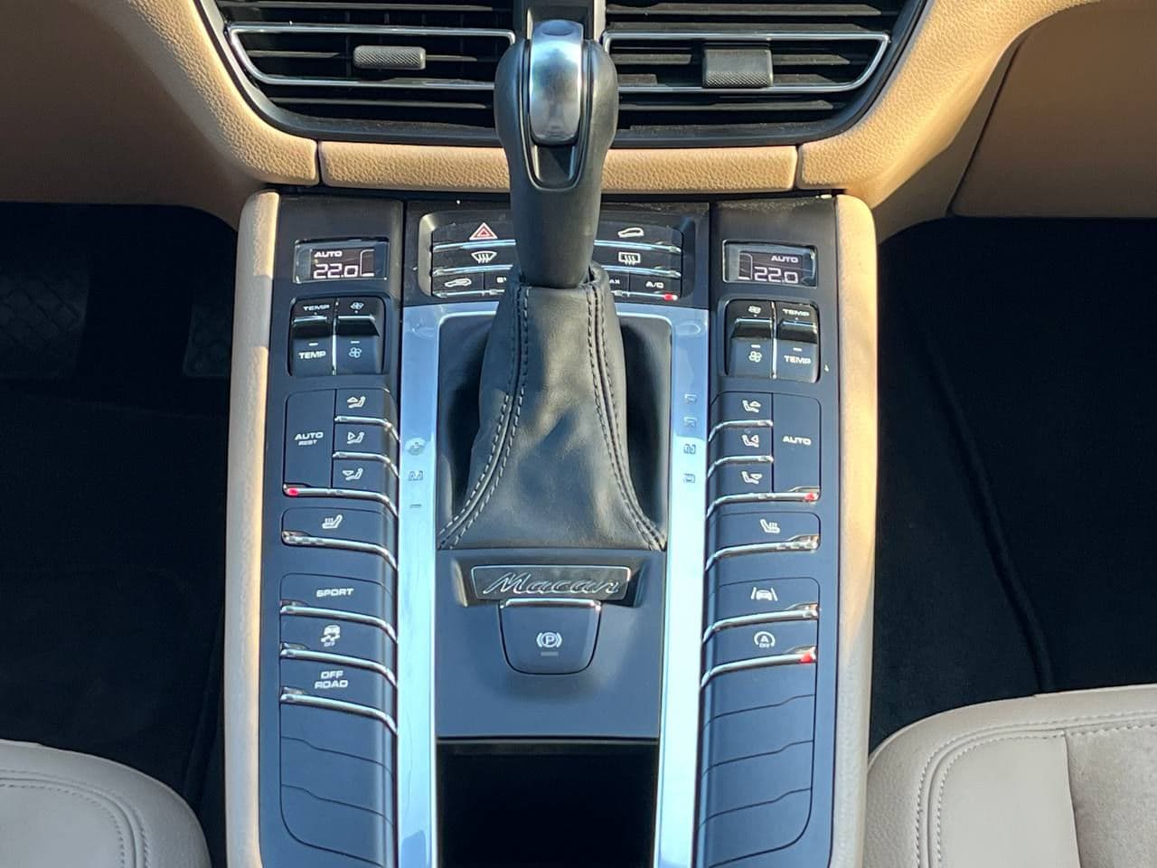 Porsche Macan 2021 — Миниатюра 14
