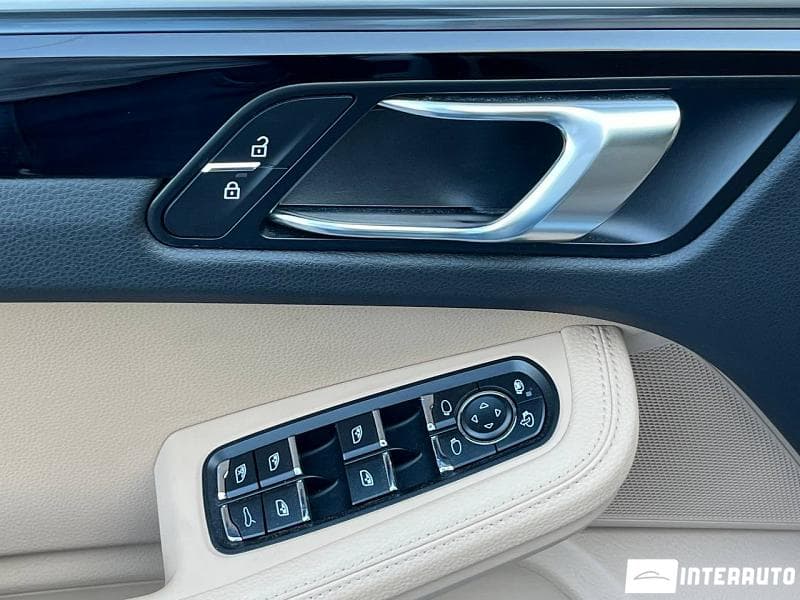 Porsche Macan 2021 — Миниатюра 17