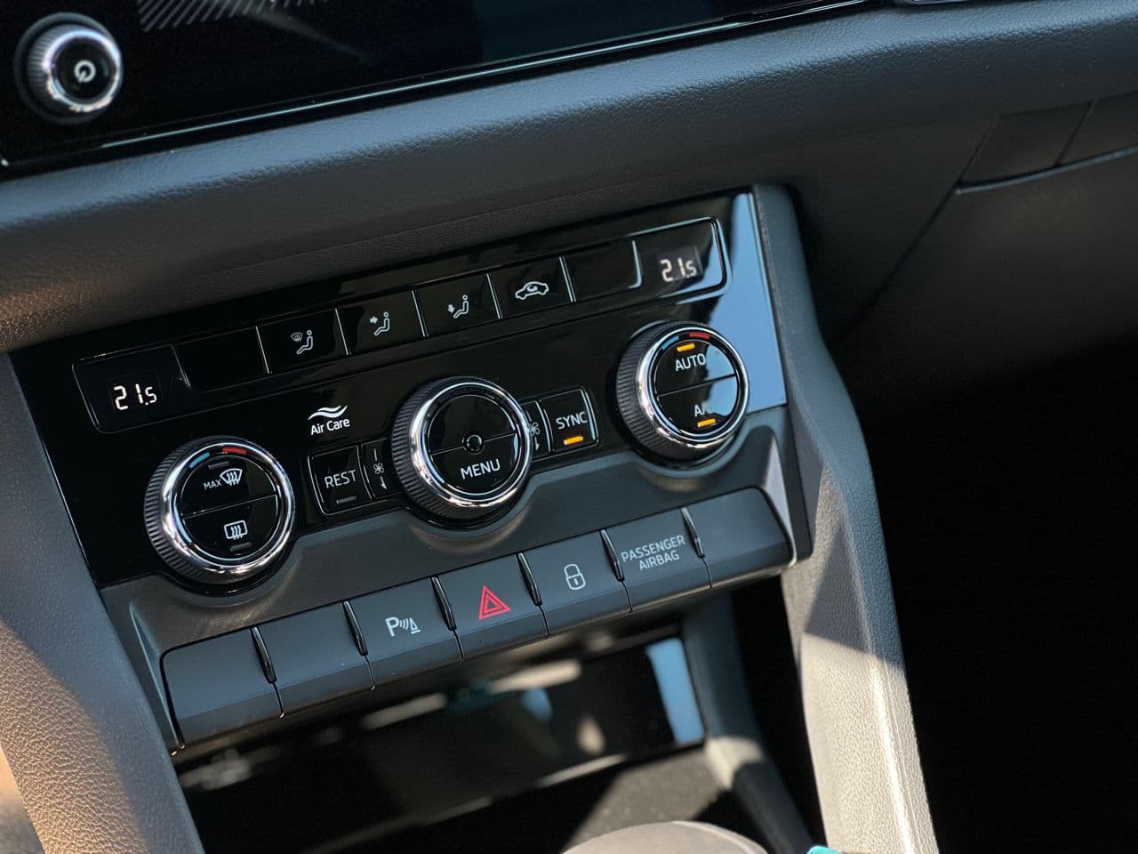 Skoda Kodiaq 2022 — Миниатюра 12