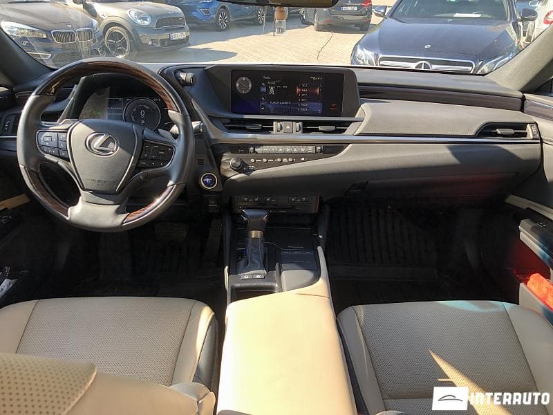 Lexus ES 300h 2020 — Миниатюра 7
