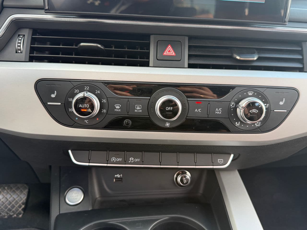Audi A4 2020 — Миниатюра 10