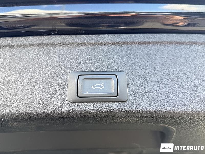 Audi A4 2020 — Миниатюра 18