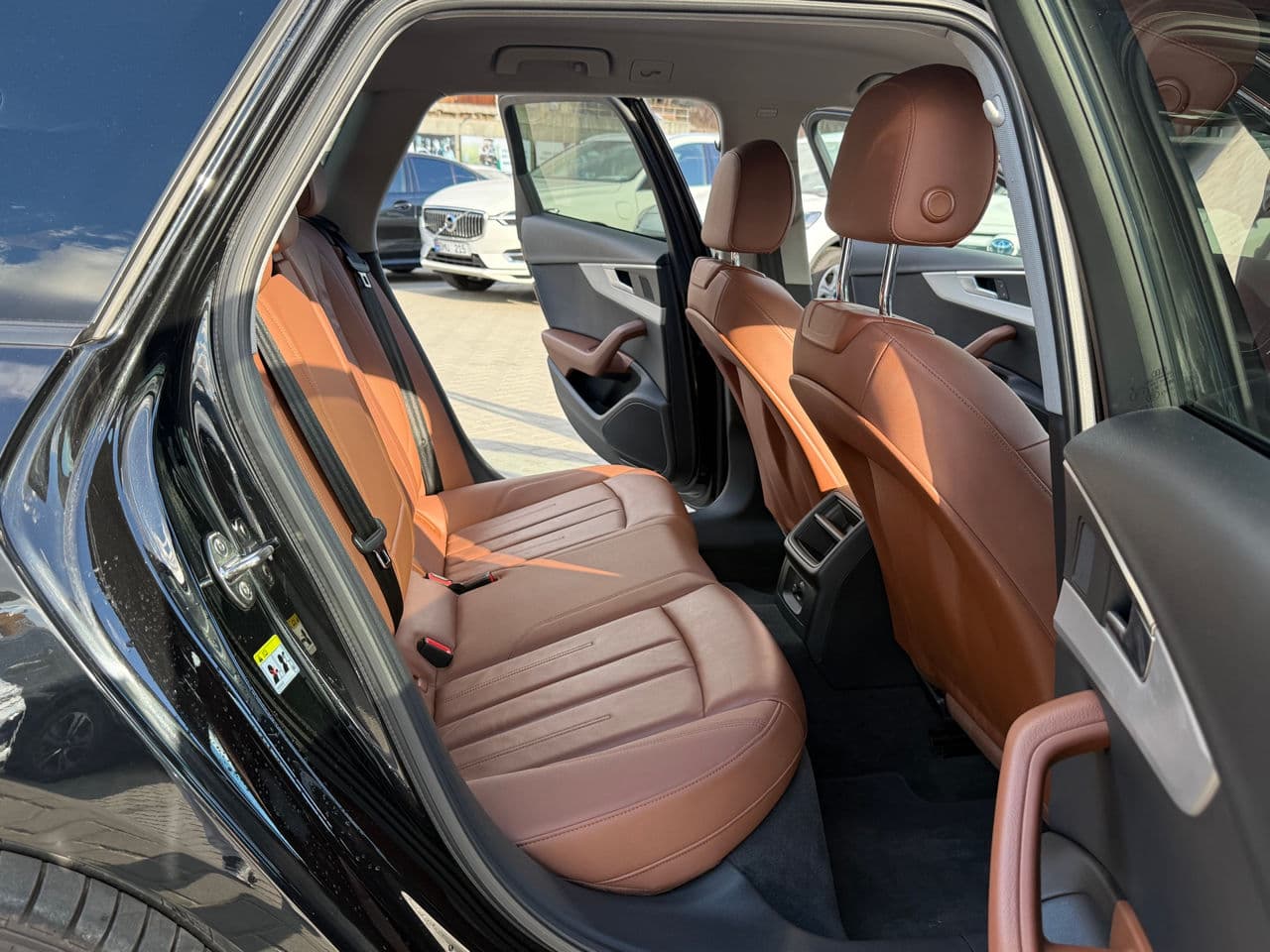 Audi A4 2020 — Миниатюра 13