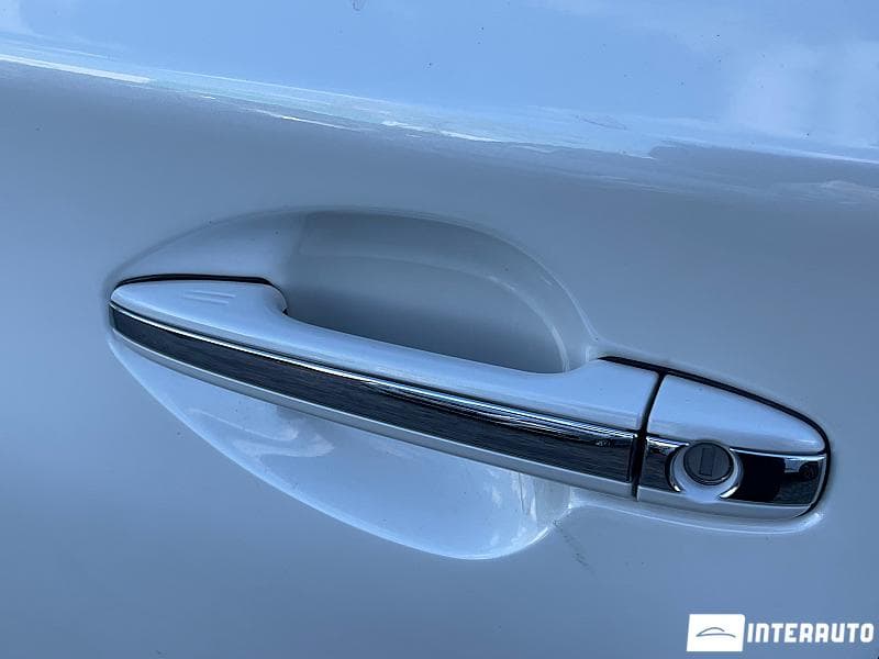 Toyota Avalon 2017 — Миниатюра 5