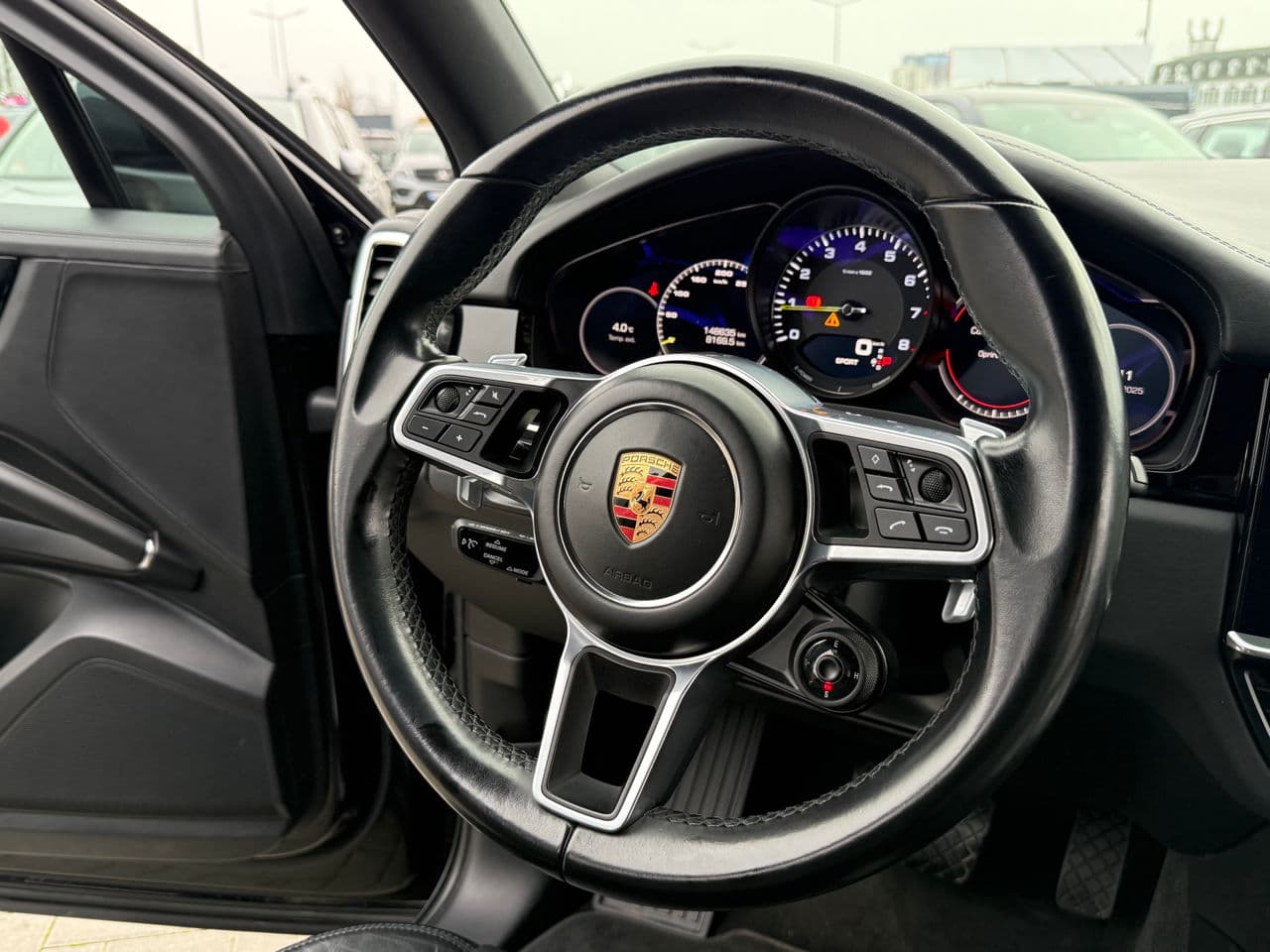 Porsche Cayenne E-Hybrid 2018 — Миниатюра 9