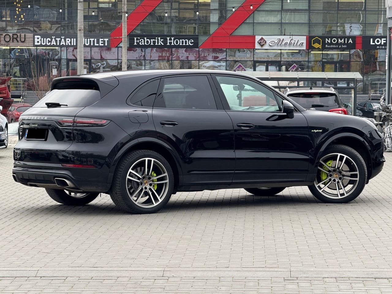 Porsche Cayenne E-Hybrid 2018 — Миниатюра 3