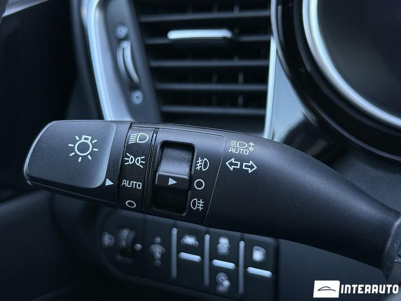 Kia XCeed 2022 — Миниатюра 10