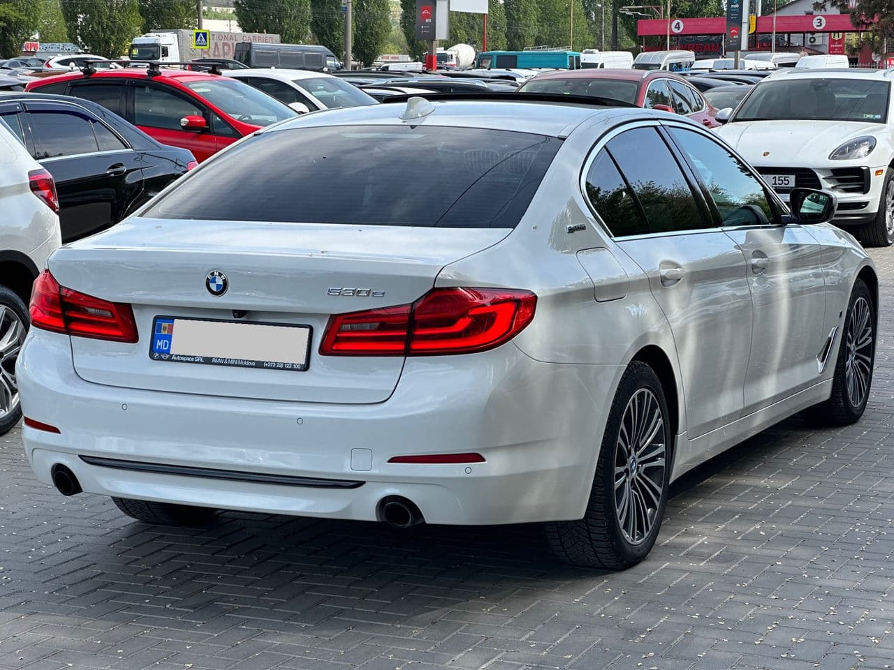 BMW 530e 2018 — Миниатюра 2
