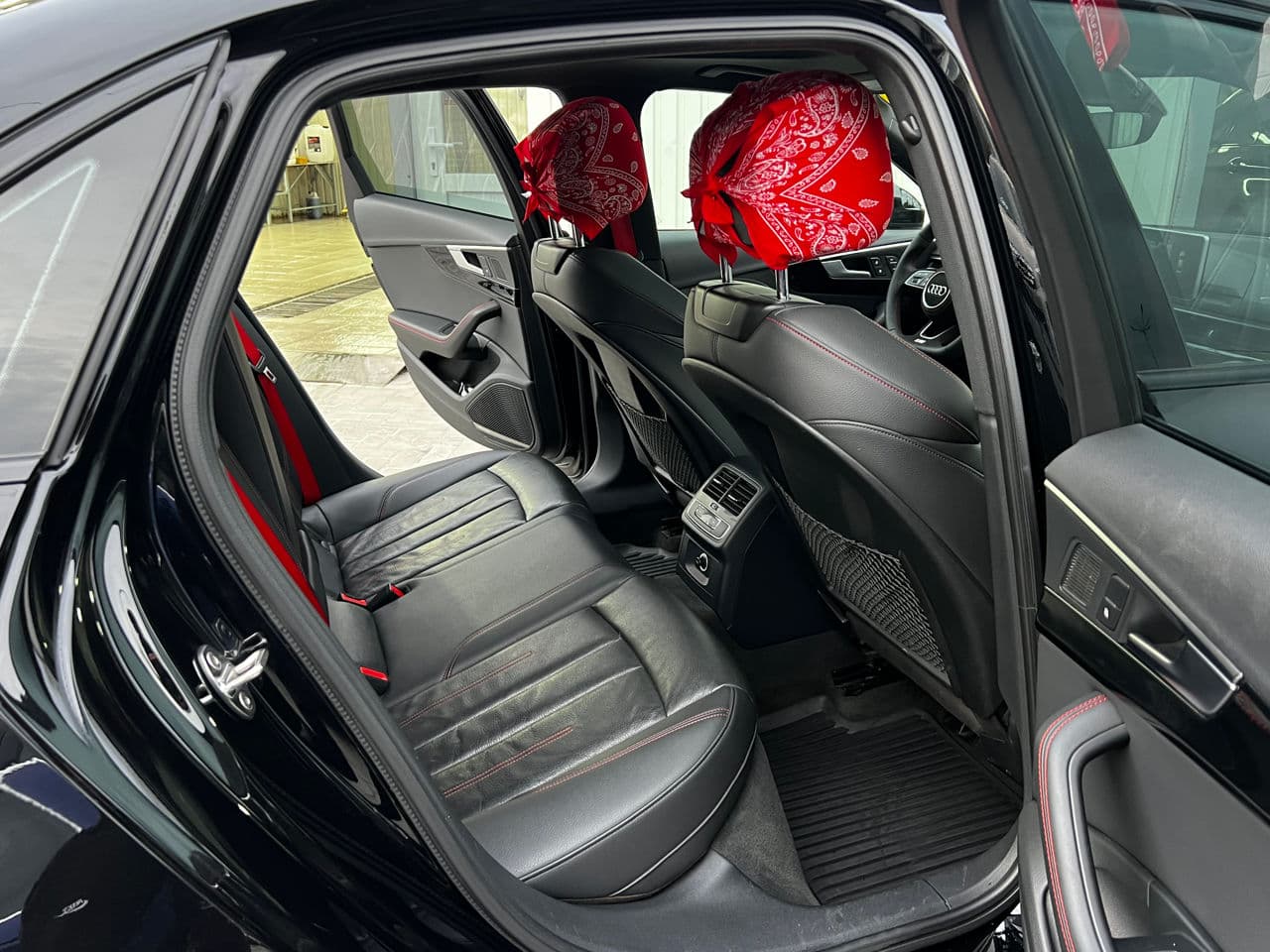 Audi A4 2018 — Миниатюра 23
