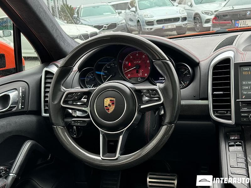 Porsche Cayenne GTS 2016 — Миниатюра 5