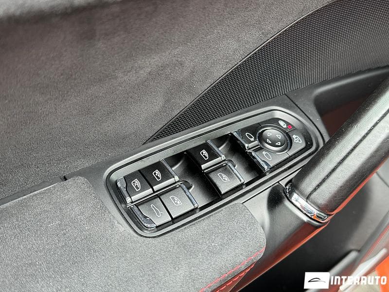 Porsche Cayenne GTS 2016 — Миниатюра 15