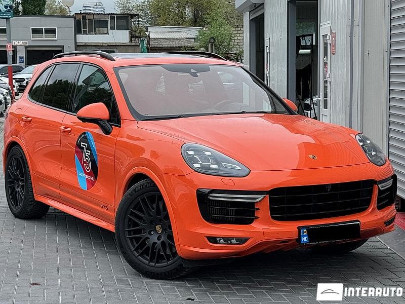 Porsche Cayenne GTS 2016 — Миниатюра 2