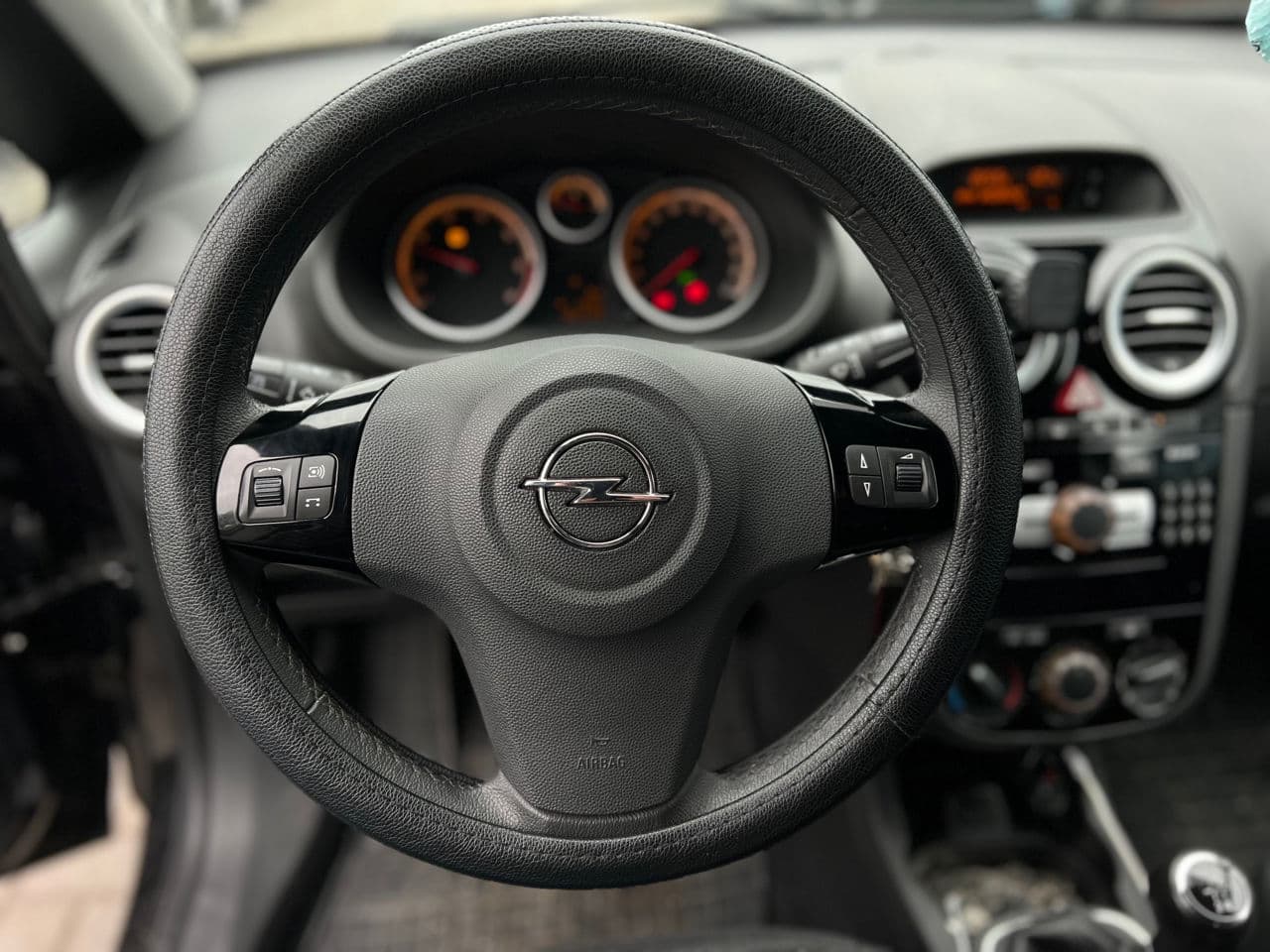 Opel Corsa 2014 — Миниатюра 8