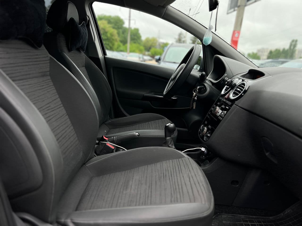 Opel Corsa 2014 — Миниатюра 11