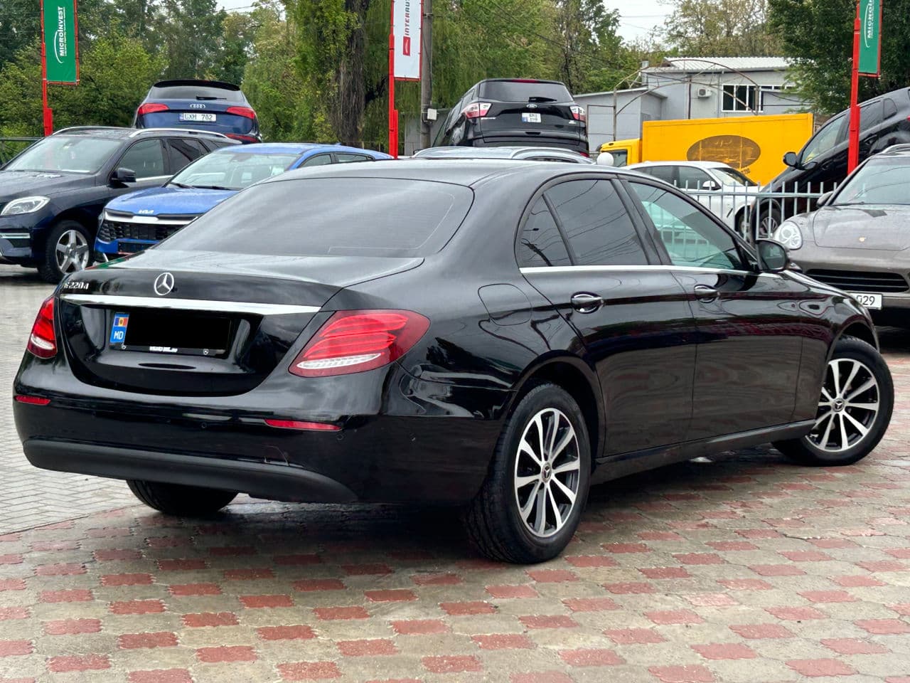 Mercedes E 220 2018 — Миниатюра 3