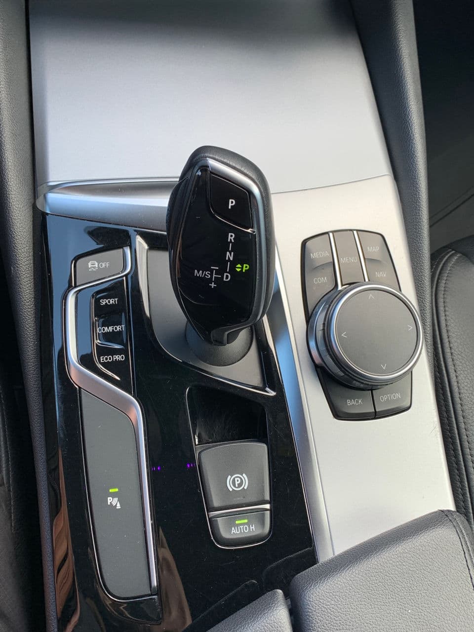 BMW 520 2017 — Миниатюра 15