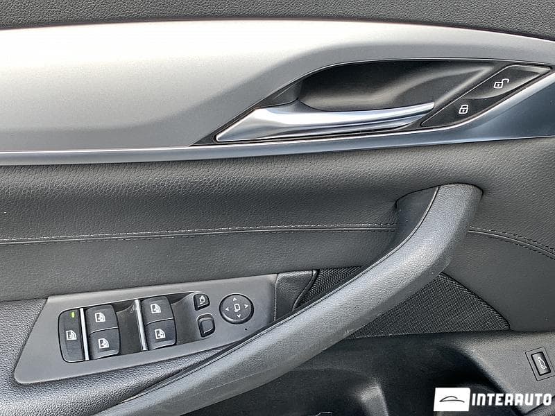 BMW 520 2017 — Миниатюра 6