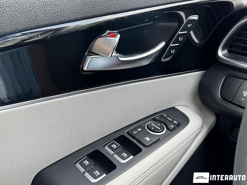 Kia Sorento 2016 — Миниатюра 16