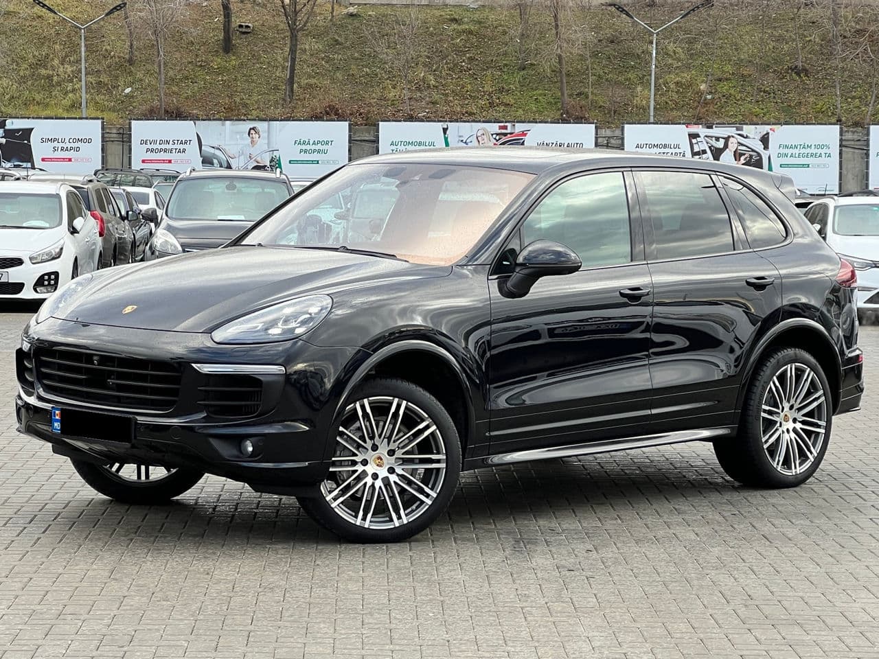 Porsche Cayenne 2016 — Миниатюра 2