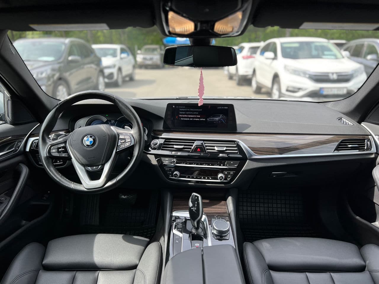 BMW 530e 2018 — Миниатюра 17