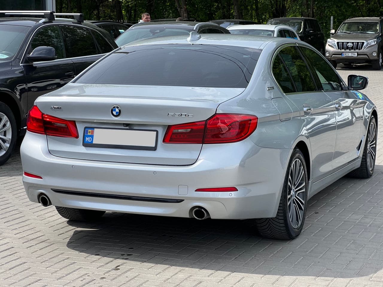BMW 530e 2018 — Миниатюра 2