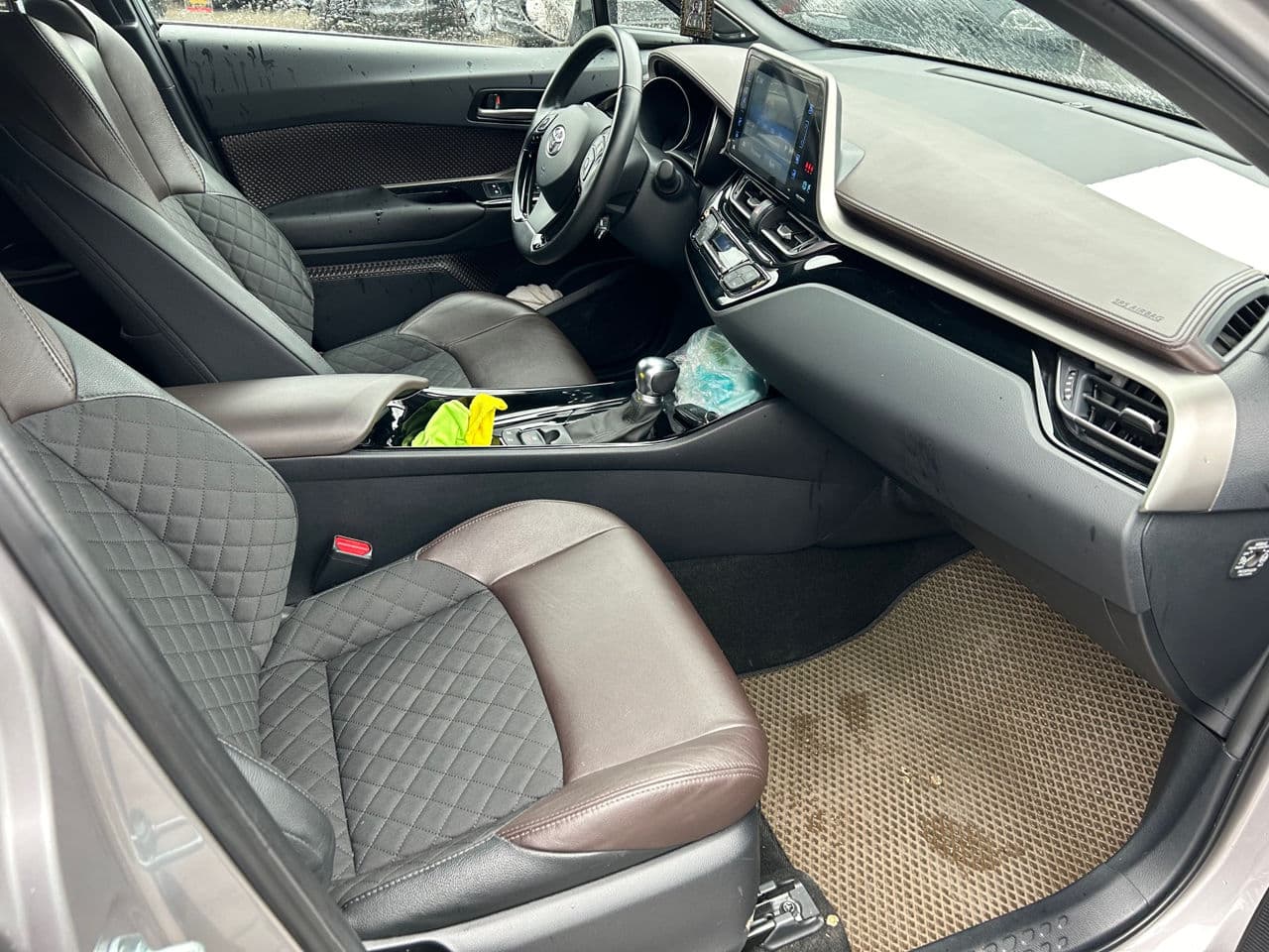 Toyota C-HR 2019 — Миниатюра 13